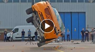 VOLVO XC60 SUV ROLL OVER CRASH TEST