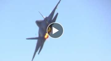 2014 F-22 RAPTOR DEMO @ CALIFORNIA CAPITAL AIR SHOW